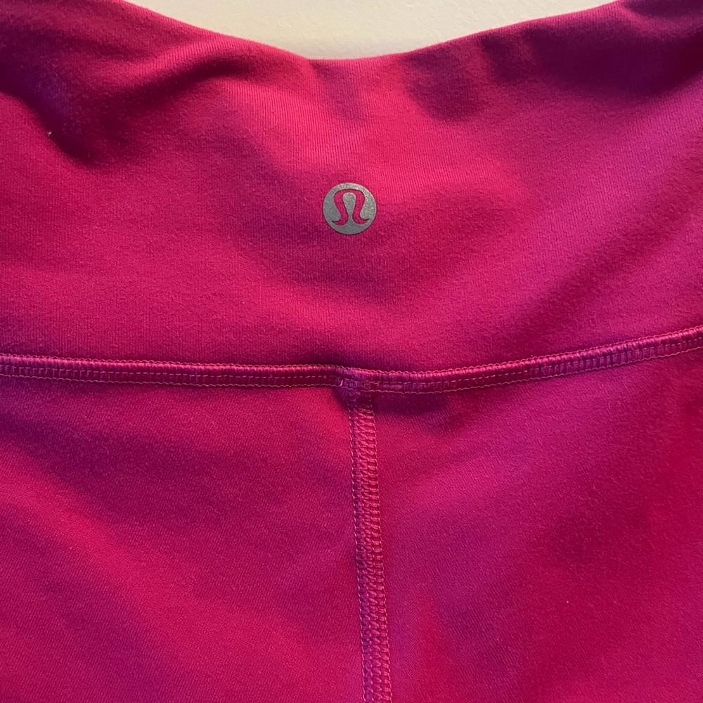 Lululemon leggings! Size 6, color magenta, 28” inseam